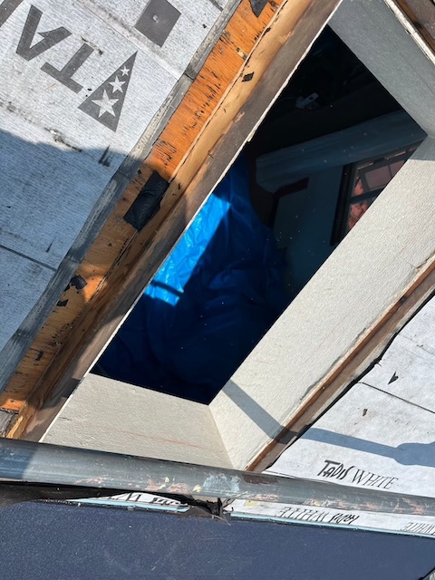 開口部分を埋める作業